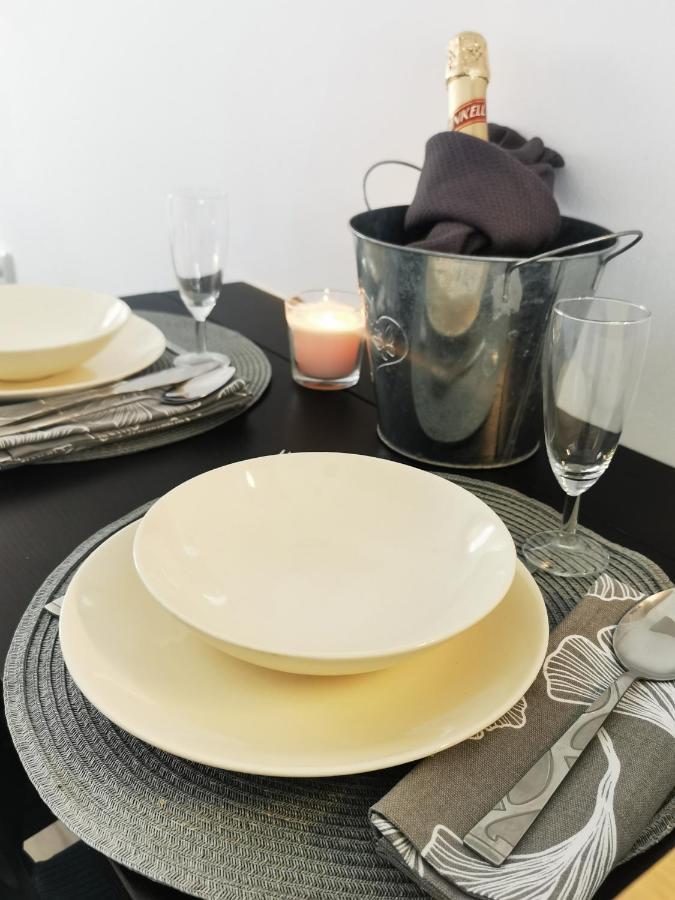 Apartment4Two - Studioapartment วีร์ ภายนอก รูปภาพ
