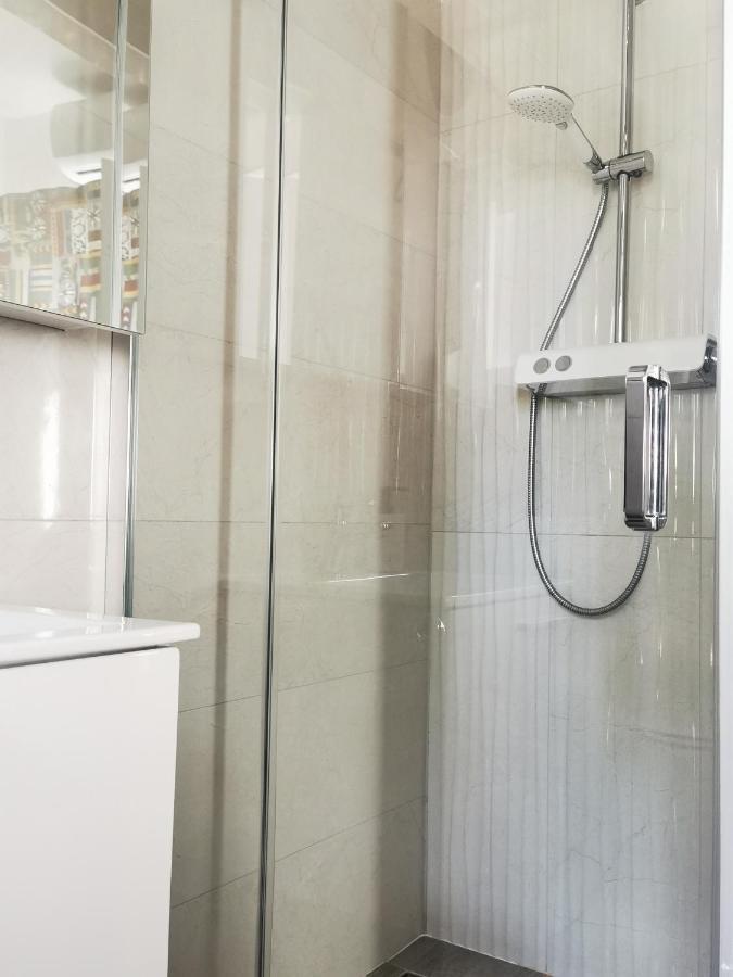 Apartment4Two - Studioapartment วีร์ ภายนอก รูปภาพ