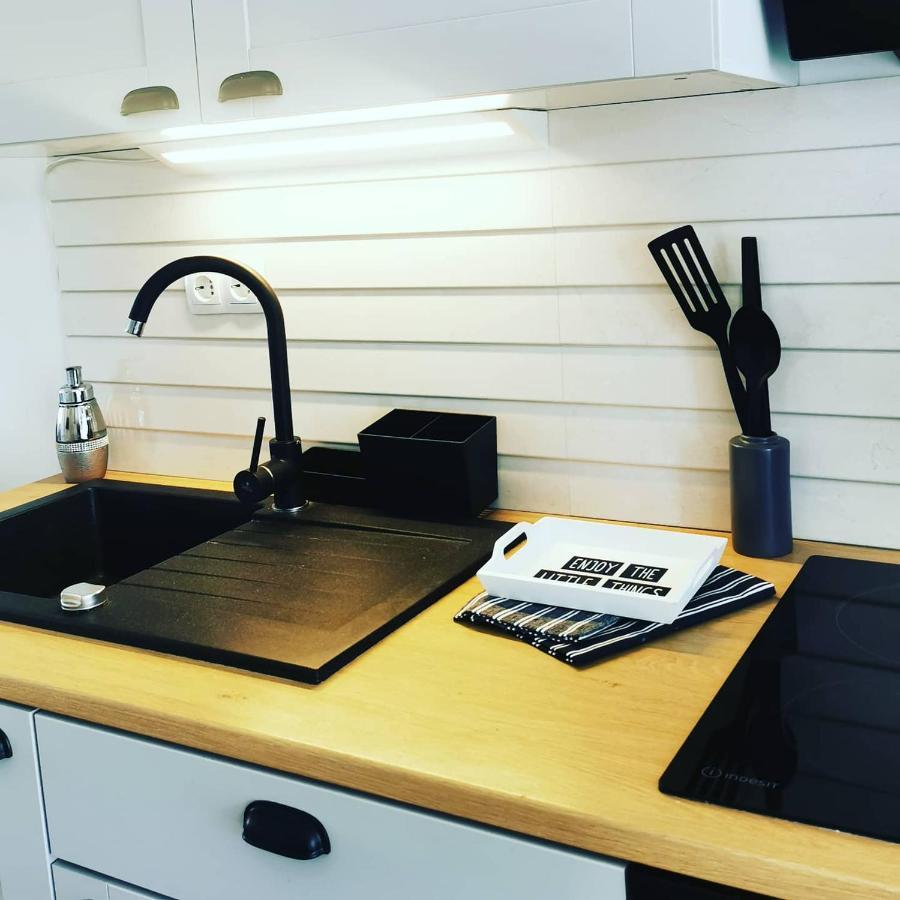 Apartment4Two - Studioapartment วีร์ ภายนอก รูปภาพ